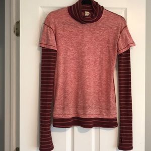 We The Free Layered Look Turtleneck, Brick Red Heathered w/Striped Sleeves sz S